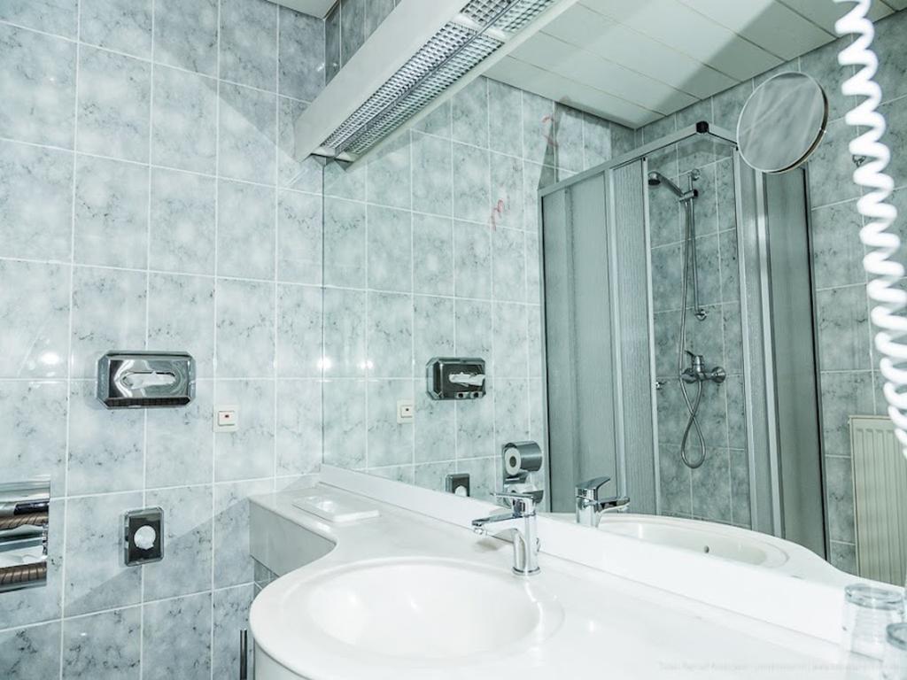 באד דירהיים Hotel Solegarten חדר תמונה