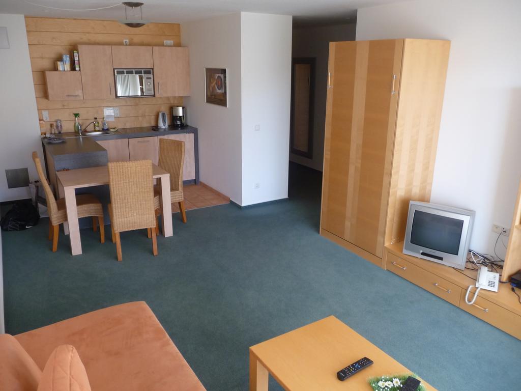 באד דירהיים Hotel Solegarten מראה חיצוני תמונה