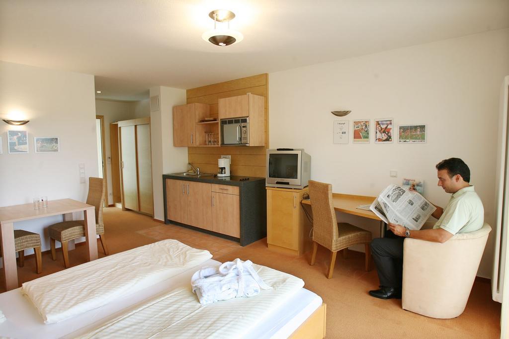 באד דירהיים Hotel Solegarten מראה חיצוני תמונה