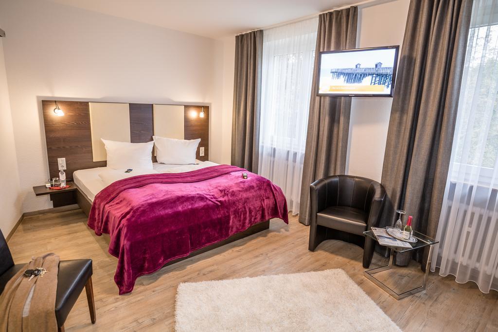 באד דירהיים Hotel Solegarten מראה חיצוני תמונה