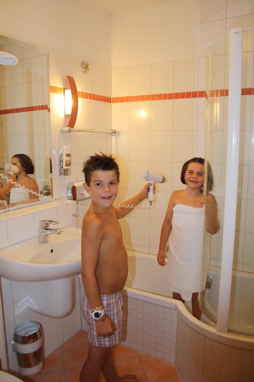 באד דירהיים Hotel Solegarten מראה חיצוני תמונה