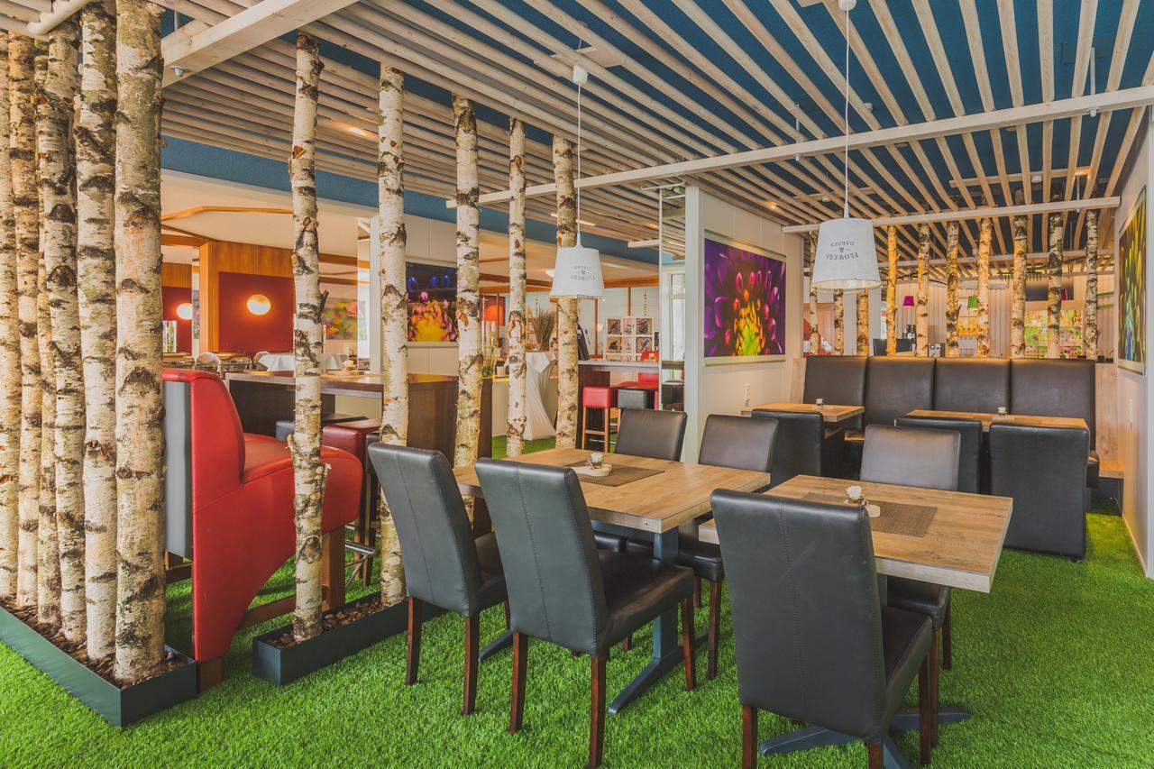 באד דירהיים Hotel Solegarten מראה חיצוני תמונה